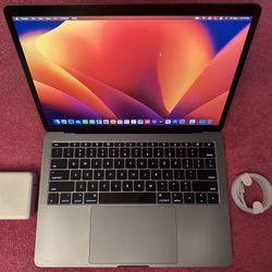 2017 MacBook Pro 13 inch Retina, 2.3 GHz i5, 8 GB RAM, 250 GB SSD.