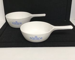 2  Corning Ware Sauce Pans P-81-B (1) Pint & P-82-B 1 1/2 Pint