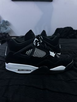 Air Jordan 4