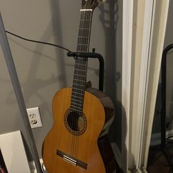 Yamaha CGS103A Acoustic Guitar w/ Stand