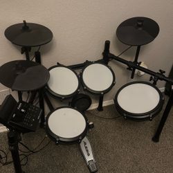 Alesis Drum Kit 
