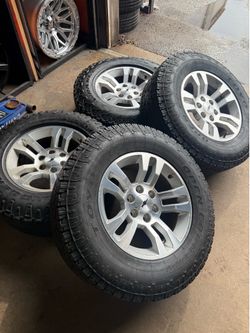 6x139.7 18” OEM GMC CHEVY CADILLAC RIMS - ORIGINAL