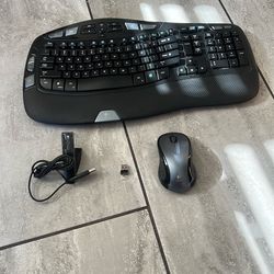 LOGITECH WIRELESS MOUSE + KEYBOARD