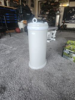 Grey Ubbi Diaper Pale