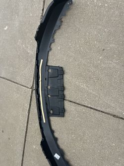 2018-21 Chevrolet Traverse Front Lower Bumper Oem New