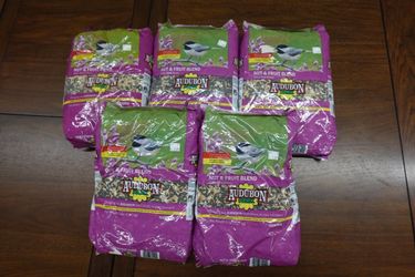 5lb Audubon Park Nut & Fruit Blend Wild Bird Food