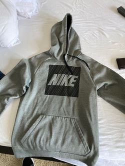 Nike hoodie size Small