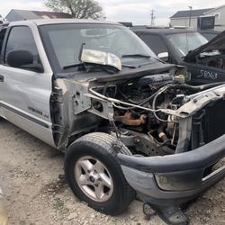 1999 Dodge Ram 1500 ST 8 Cyl 5.9L Car Parts 