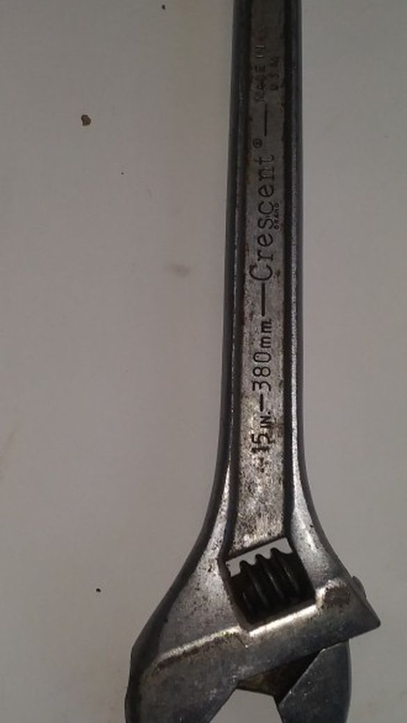 16 " Crescent wrench