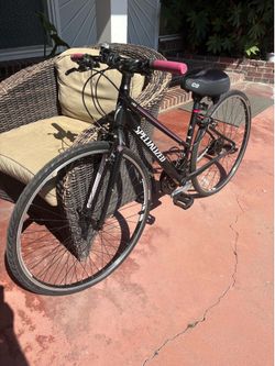 Specialized woman’s bike