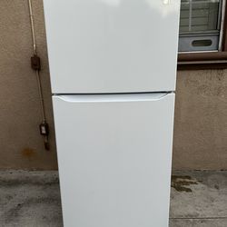 3 MONTHS WARRANTY 30x33x66 LG REFRIGERATOR WHITE 20CU FT