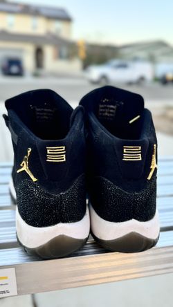 Air jordan 11 black fashion stingray