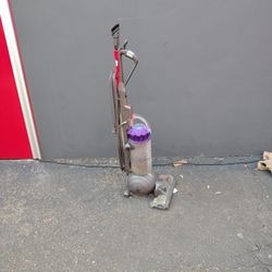 Dyson Dc41 Vacuum Cleaner 