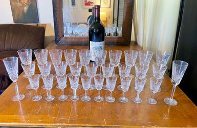 Waterford Crystal Vintage Lismore Set of 31 dif size 2 Chpgn Flutes ex cond. as is pick up deliver.