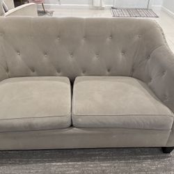 4 Pieces Sofa Set - 2x2x1+  Accent Ottoman