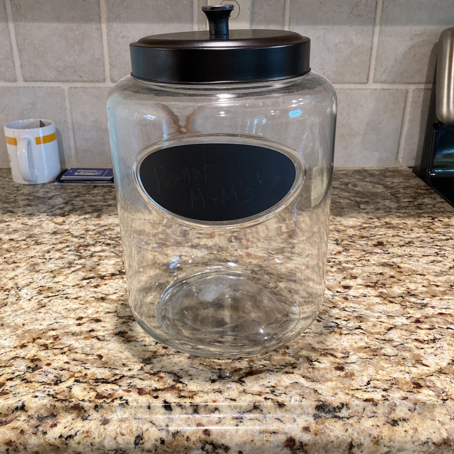 Large Cookie/candy Jar With Lid