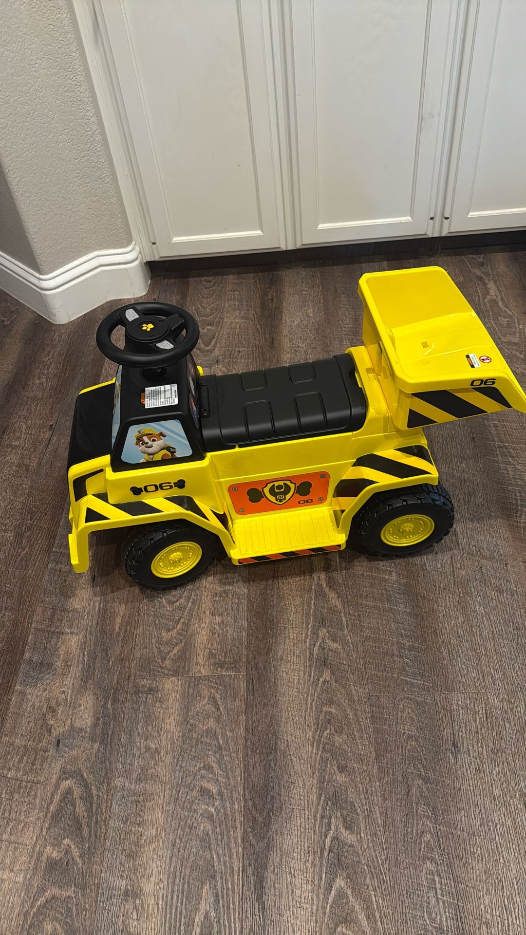 Paw Patrol Ride-On Truck – Rechargeable