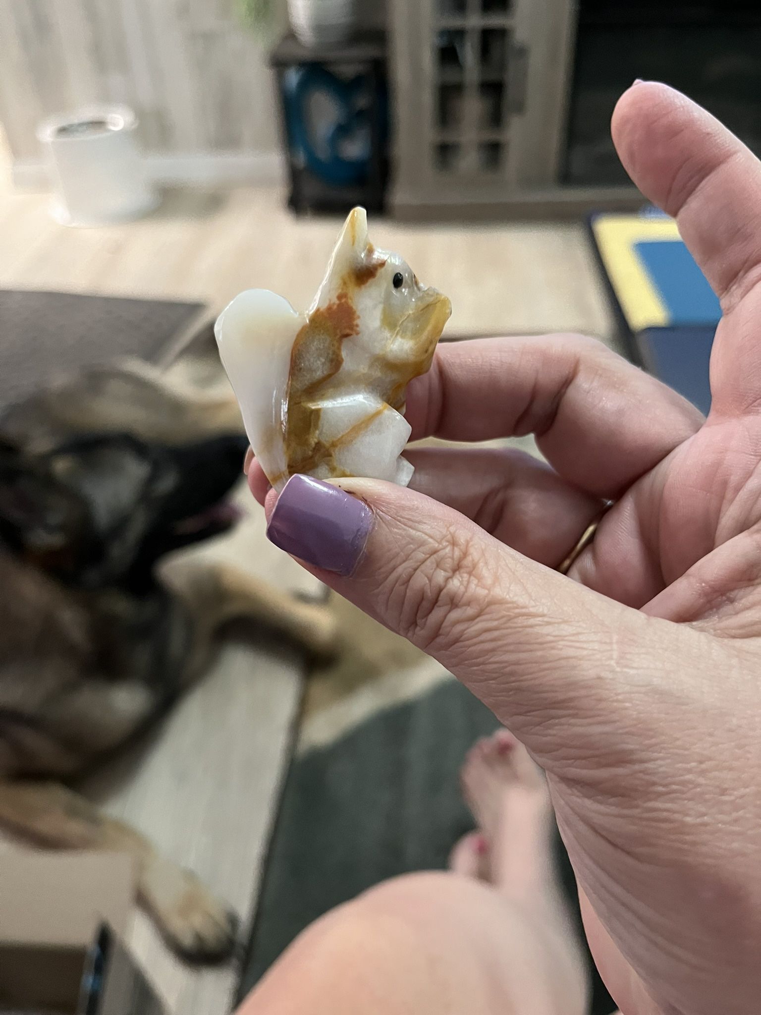 Adorable Mexican Onyx Hand Carved Squirrel 1 1/2” Tall