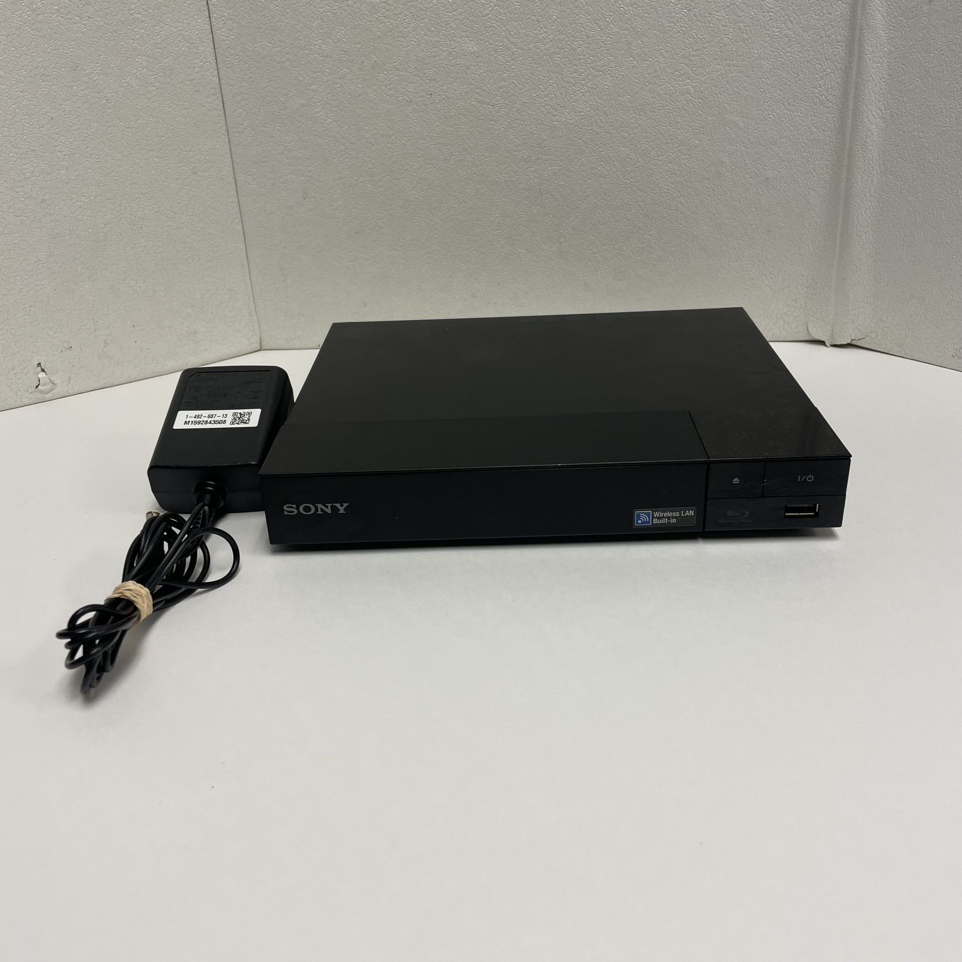 Sony BDP-S3500 Blu-Ray Player Built-In WiFi Streaming - No Remote - Tested