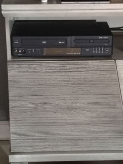 Go Video VHS DVD Combo VCR for parts.