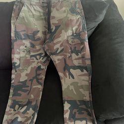 Men Joggers (size Large)