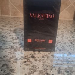 Best Offer On Valentino Born  In Roma 