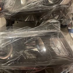 Jeep Grand Cherokee Headlights 