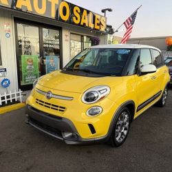 2014 Fiat 500L Trekking Hatchback 4DR
