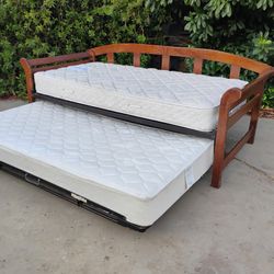 Twin Size Trundle Bed 