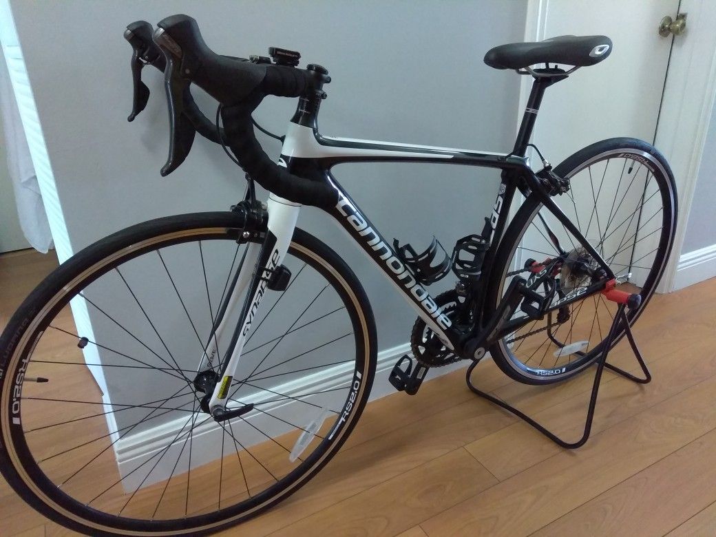 Cannondale Synapse Road bike