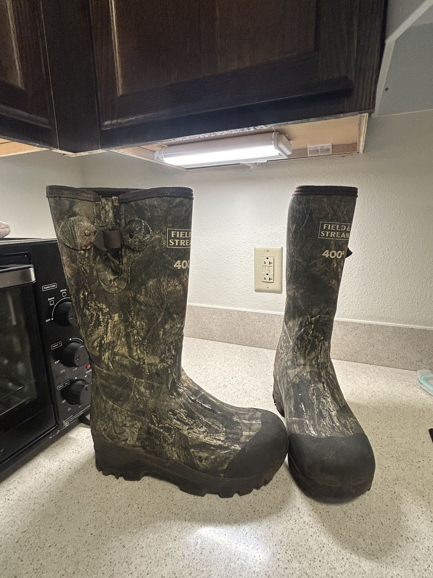Feild And Stream Hunting Boots