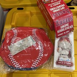 Angels Cooler And Gnome Bobble head 