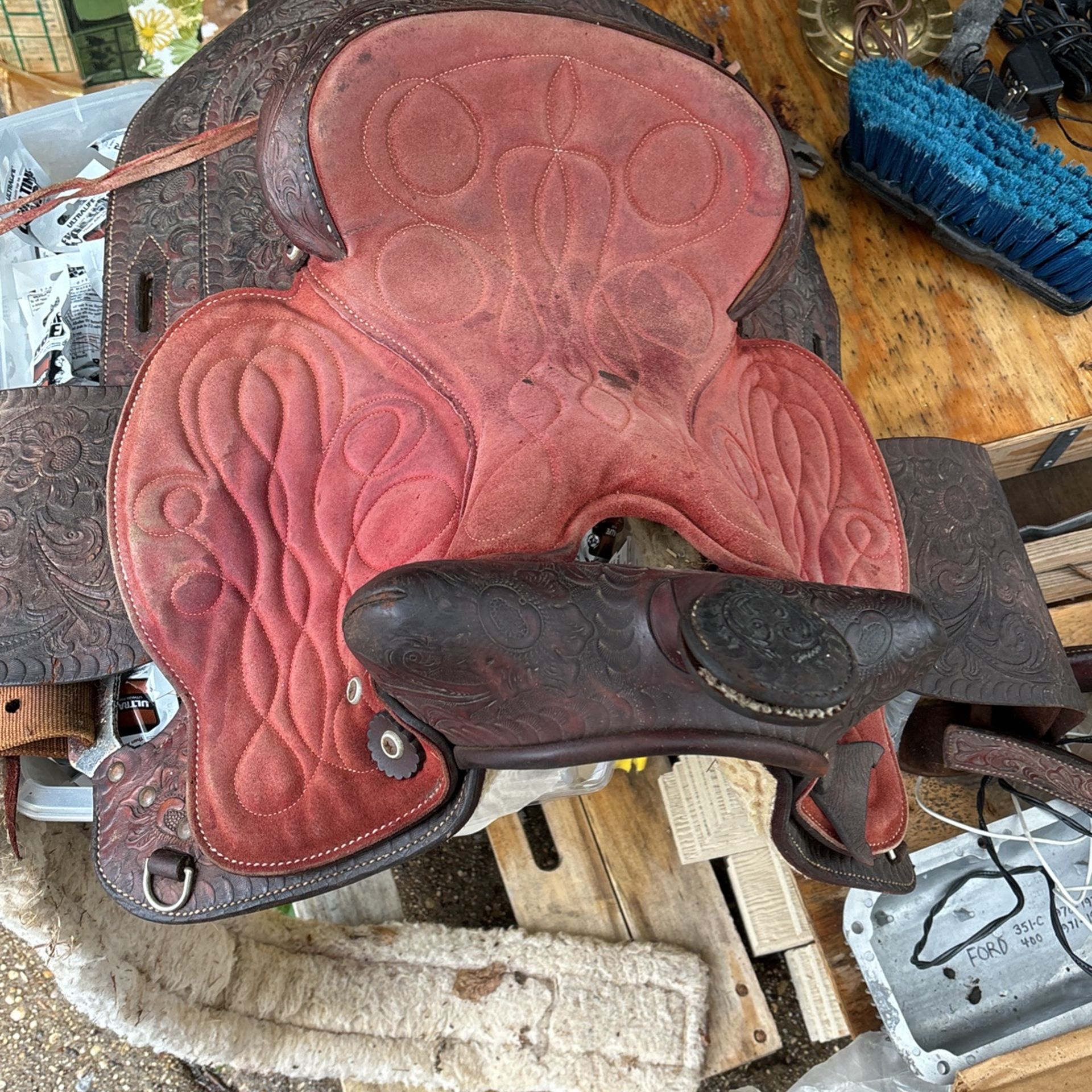 Western saddle