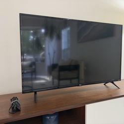 TCL 43” 4K Smart ROKU LED TV - Like New