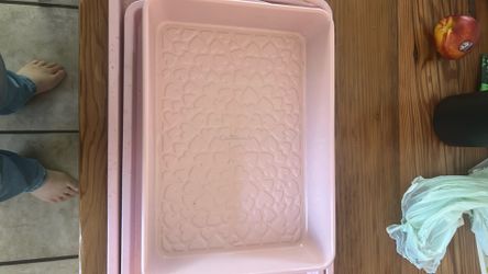 Cookie sheets and cake pan