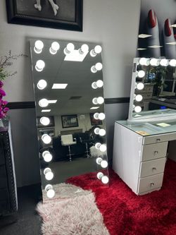Full Body Mirror w/ Bluetooth