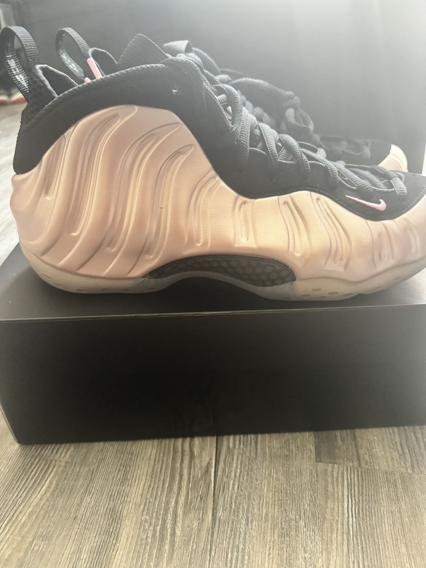 Nike Air Foamposite Cherry “DMV”