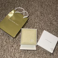 VC & Arpels Bracelet 