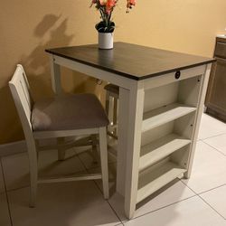 Beautiful Farmhouse Dining Table Set 