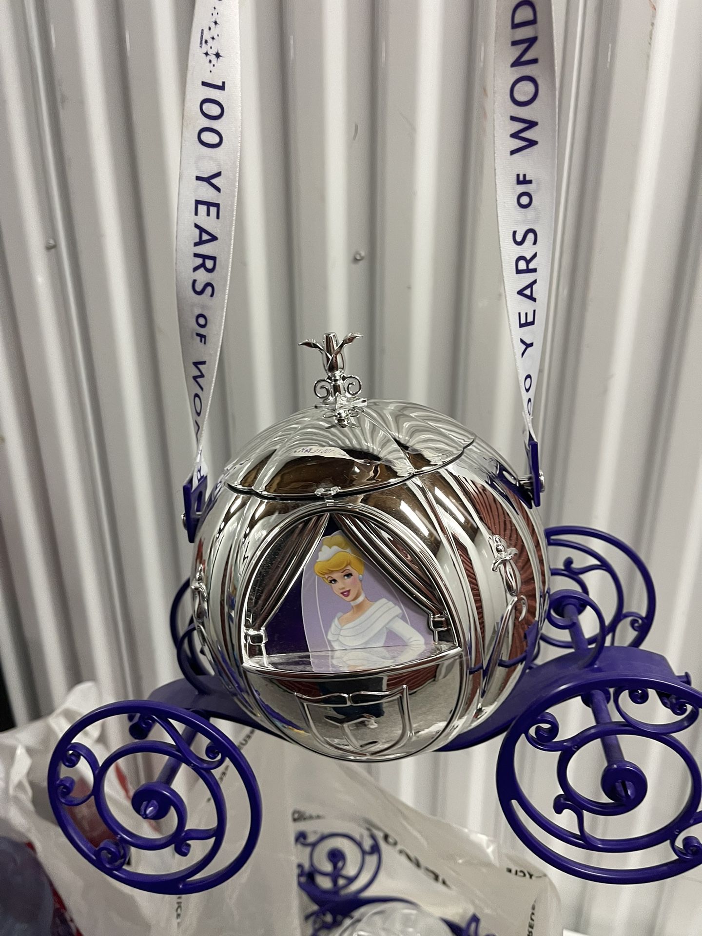 Disney Cinderella Popcorn Carriage, Bucket