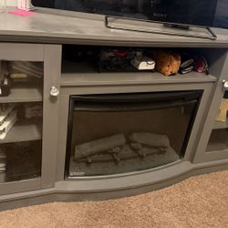 Entertainment With Fireplace