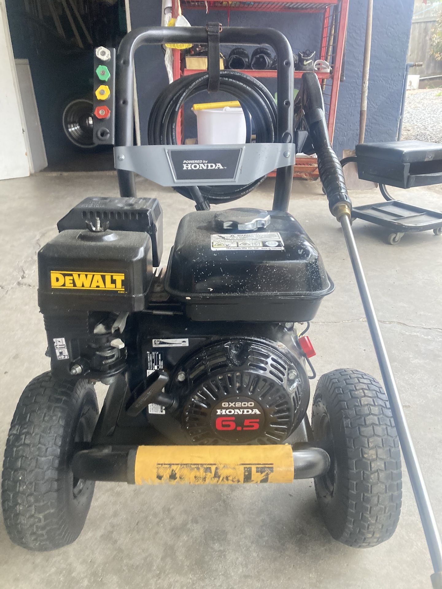 Pressure Washer Honda Dewalt for Sale in Lemon Grove, CA OfferUp