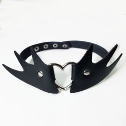Black Heart Ring Choker