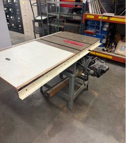 Delta table saw
