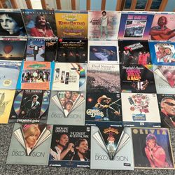 Lot Of 30 Pioneer Artist Laserdiscs 