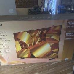 Samsung 75” Cristal UHD tv