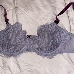 Victoria’s Secret Lavender Lace Bra (size 36D)