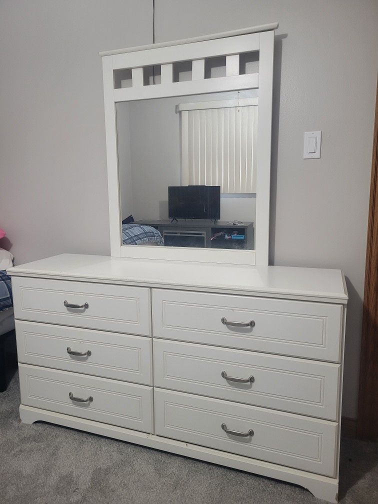 White Dresser And Mirror