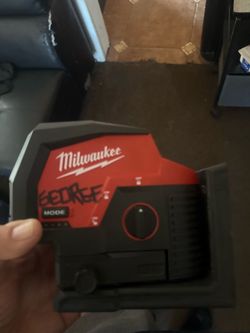 Milwaukee laser 12v