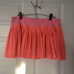 Lulu Lemon Pleated Skirt 8-10
